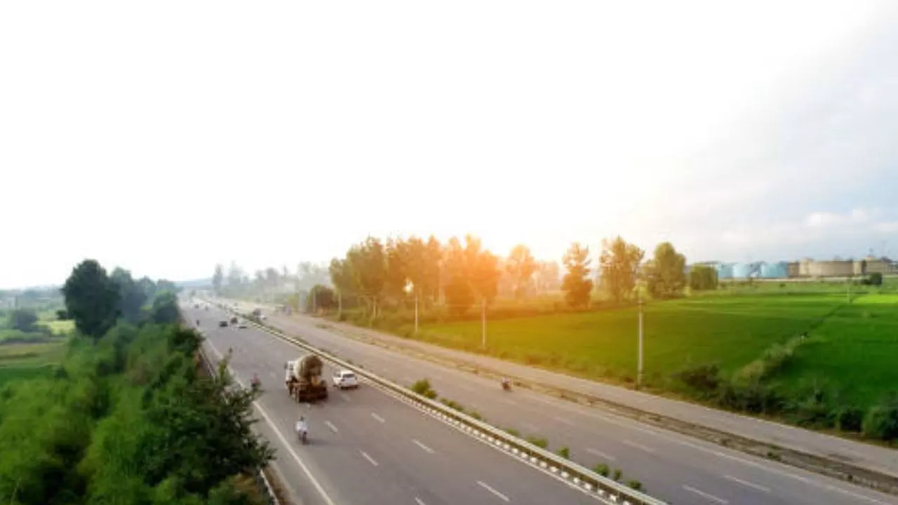 expressway image