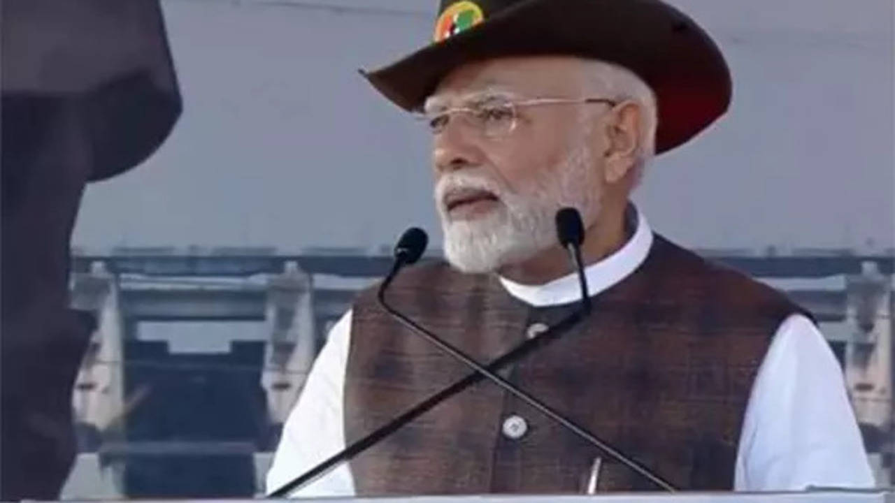 'those who chant name of constitution have insulted it': pm modi takes jibe at congress on rashtriya ekta diwas