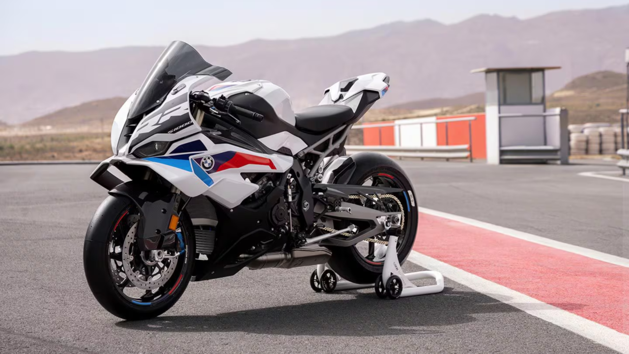 2025 BMW M 1000 RR Times Drive