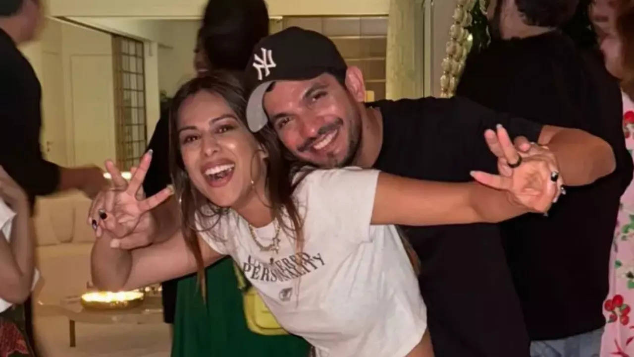 Nia Sharma Wishes ‘Annoying’ Friend Arjun Bijlani On His Birthday: Aakhir Wo Dost Hi Kya Jo Khoon Na Piye…