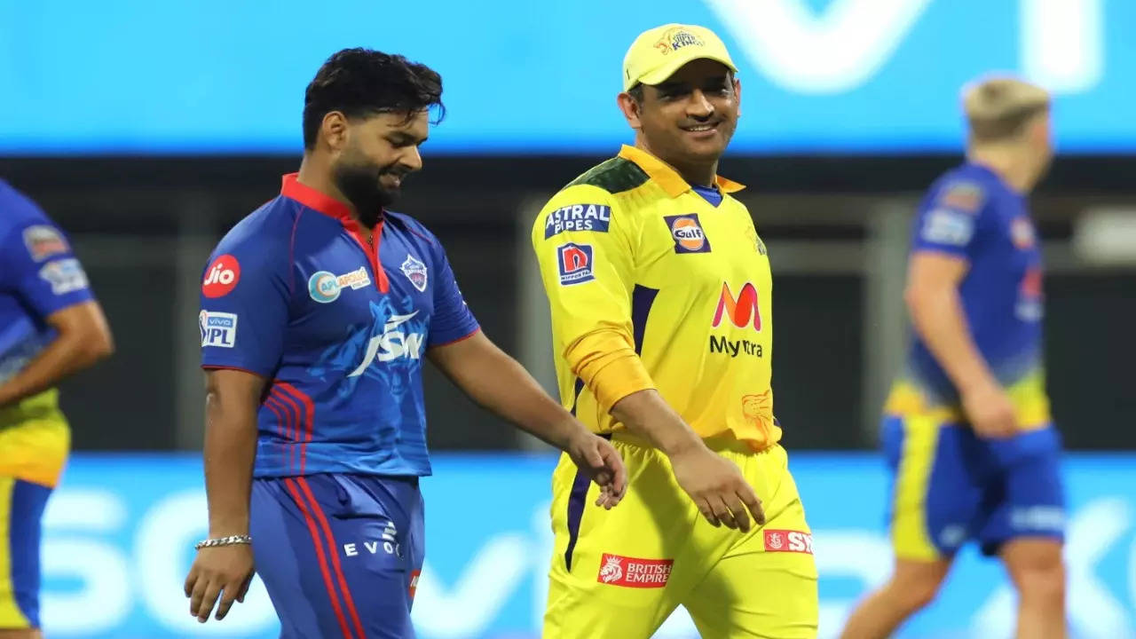 'Someone Will Wear Yellow Jersey': Did Suresh Raina Just Confirm Rishabh Pant To CSK?