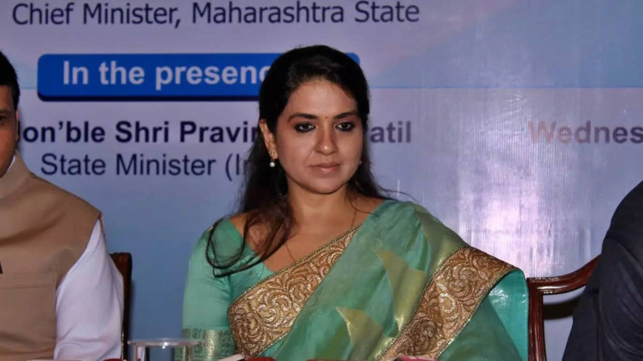 'you'll be behaal': shaina nc fires back at uddhav sena’s arvind sawant over his 'imported maal' jibe