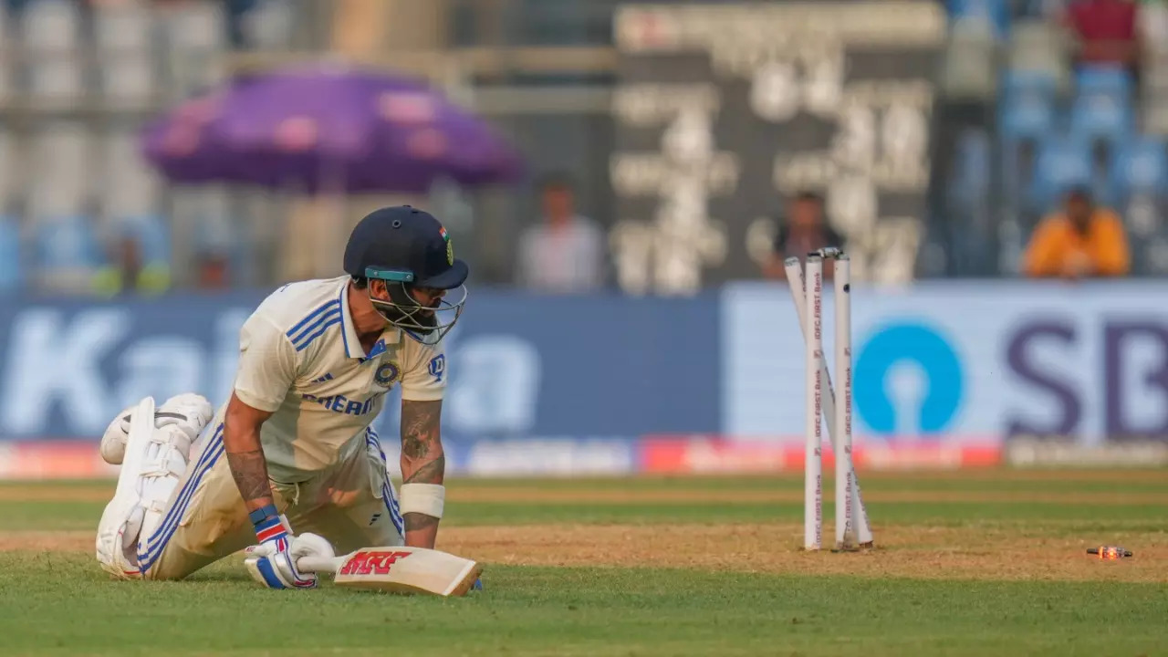 Ravi Shastri BLASTS Virat Kohli With BRUTAL One-Liner After 'Waste' Run-Out Vs New Zealand