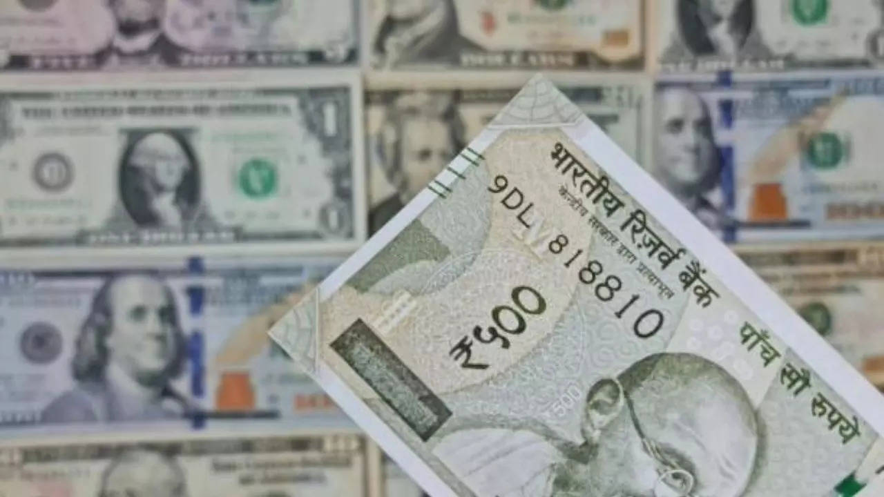 india's forex reserves drop by usd 3.463 billion to usd 684.805 billion