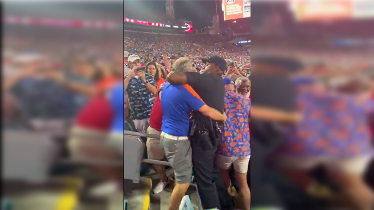 Police brutally beat football fans during Florida-Georgia match (Photo Credits: X/Twitter)