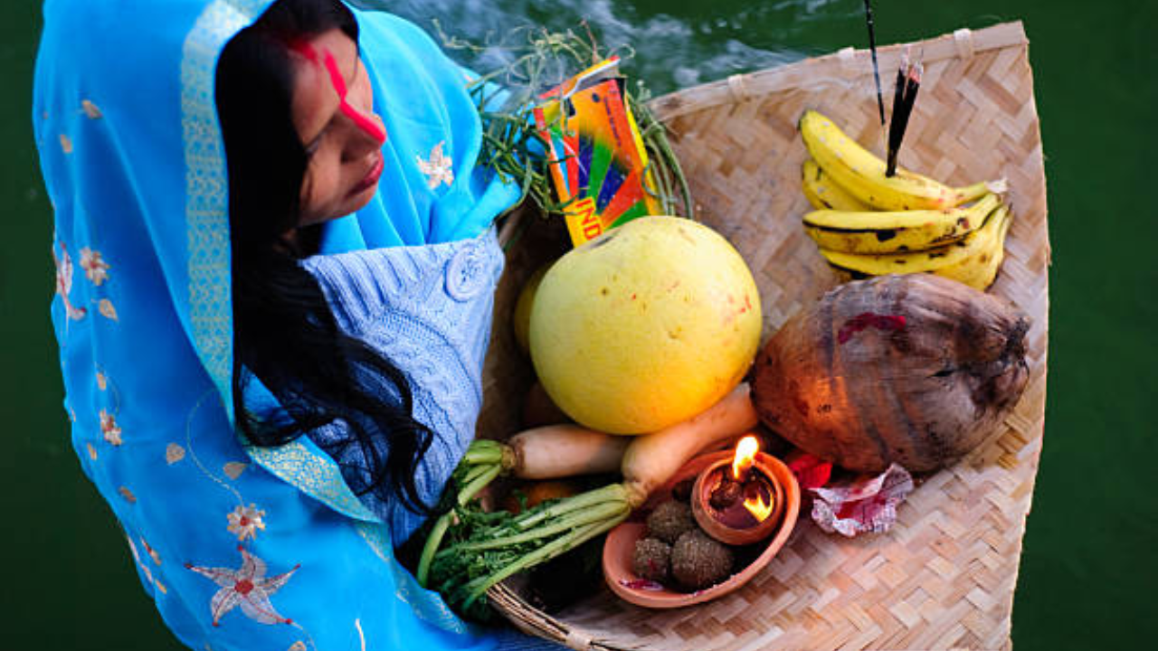 chhath puja 2024 date and time live nahay khay kharna shubh muhurat puja vhidhi sandhya arghya bihaniya arghya timings chhathi maiya ki aarti jai chhat maiya lyrics hindi english