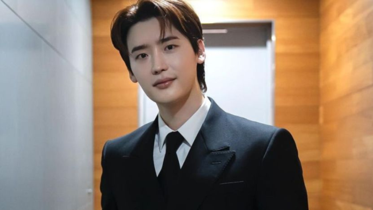 Lee Jong-Suk To Reunite With W Director. Deets About New K-Drama Seochodong Inside