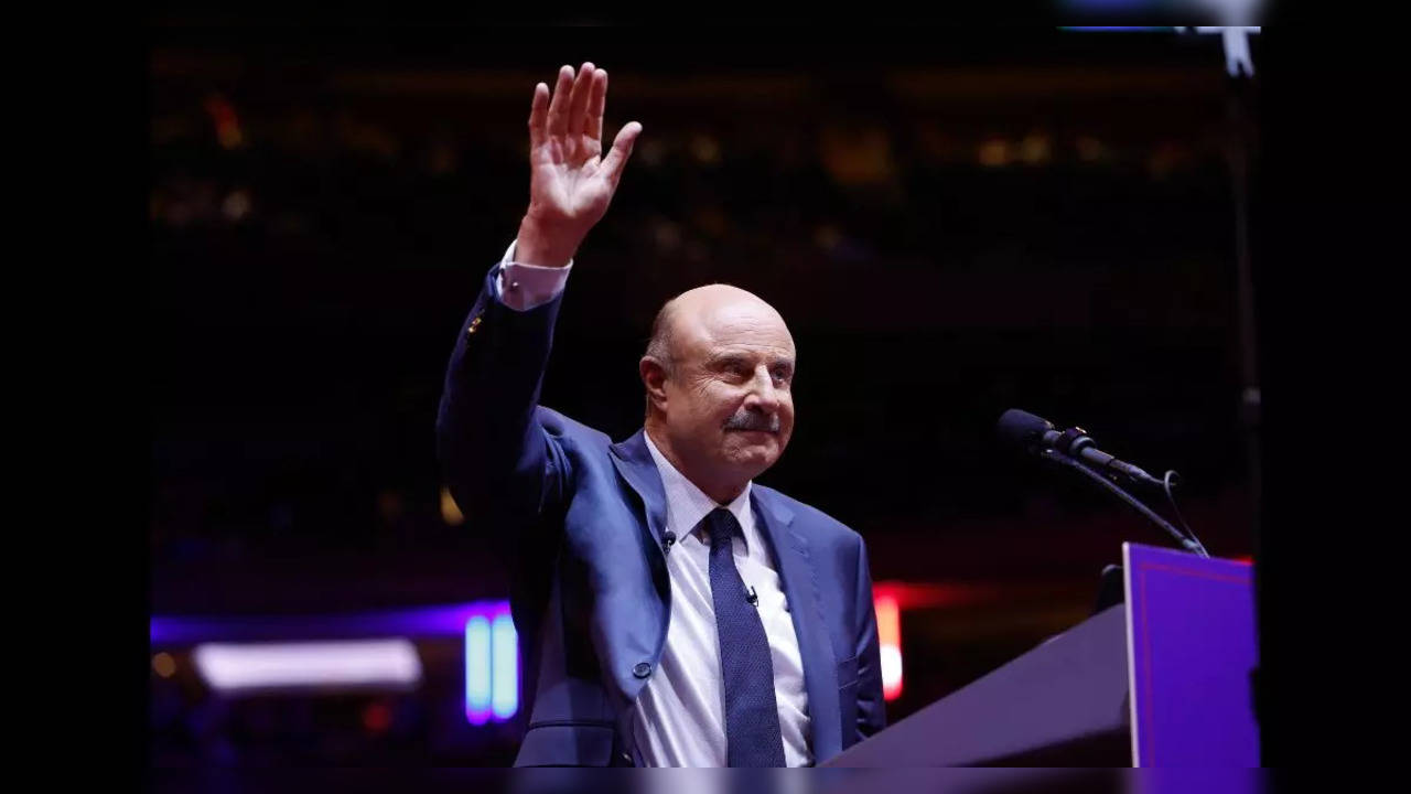 Phil McGraw endorsed Trump as an act of rebellion against Harris  (Photo Credits: X / Twitter)