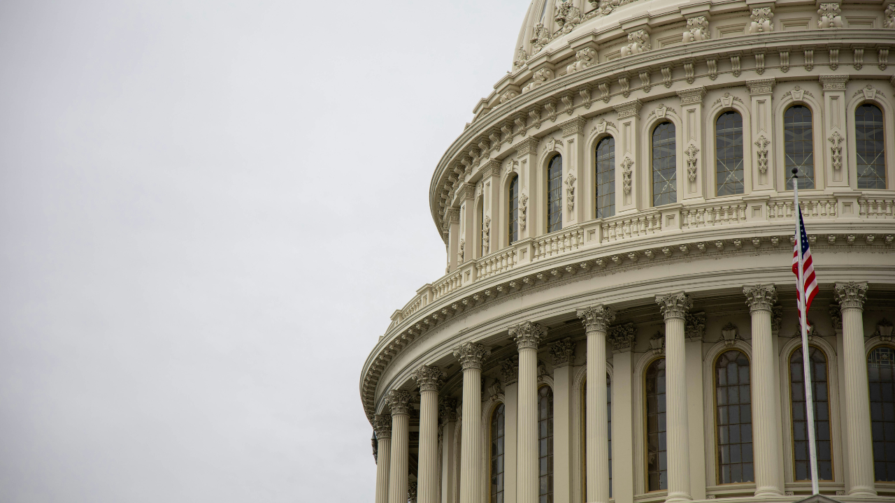 Democrats and Republicans in a tight race