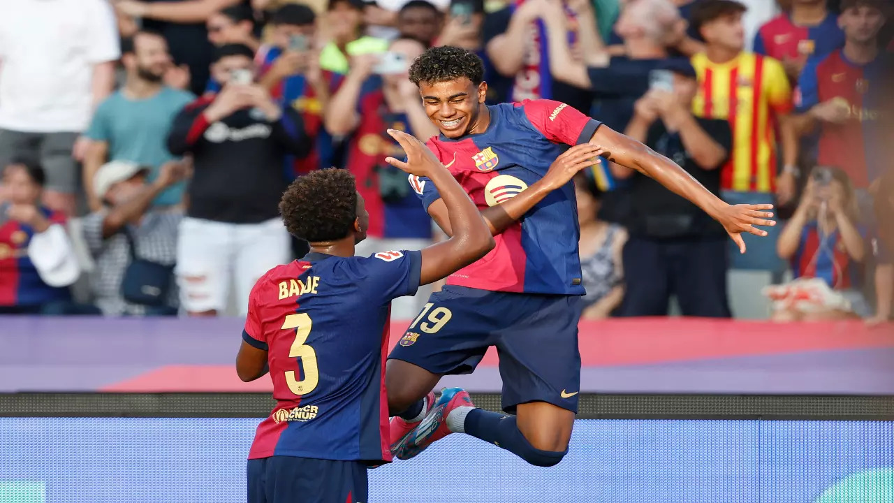 FC Barcelona's Lamine Yamal celebrates his goal