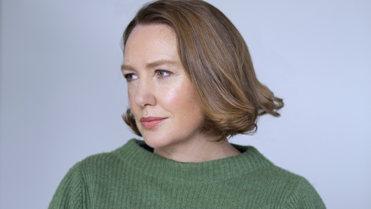 Paula Hawkins