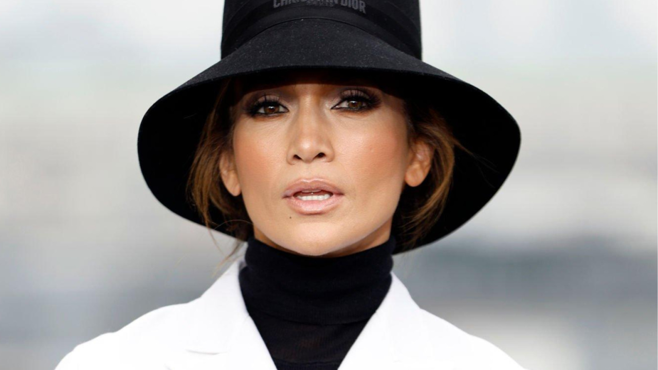 Jennifer Lopez Plans To Spend Holidays With 'Kids And Family' After 'Intense Year' Post Ben Affleck Split