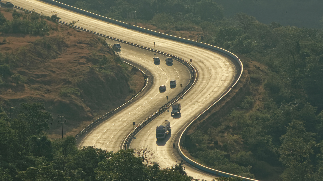 Mumbai-Pune expressway