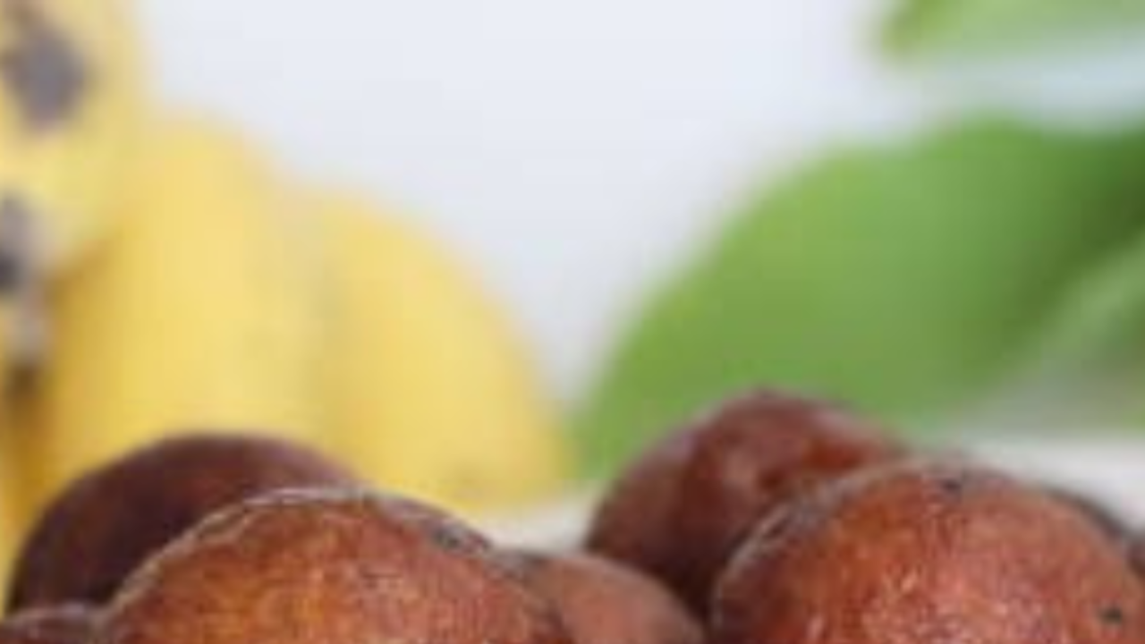 Kerala-Style Spongy Unniyappam With Chai