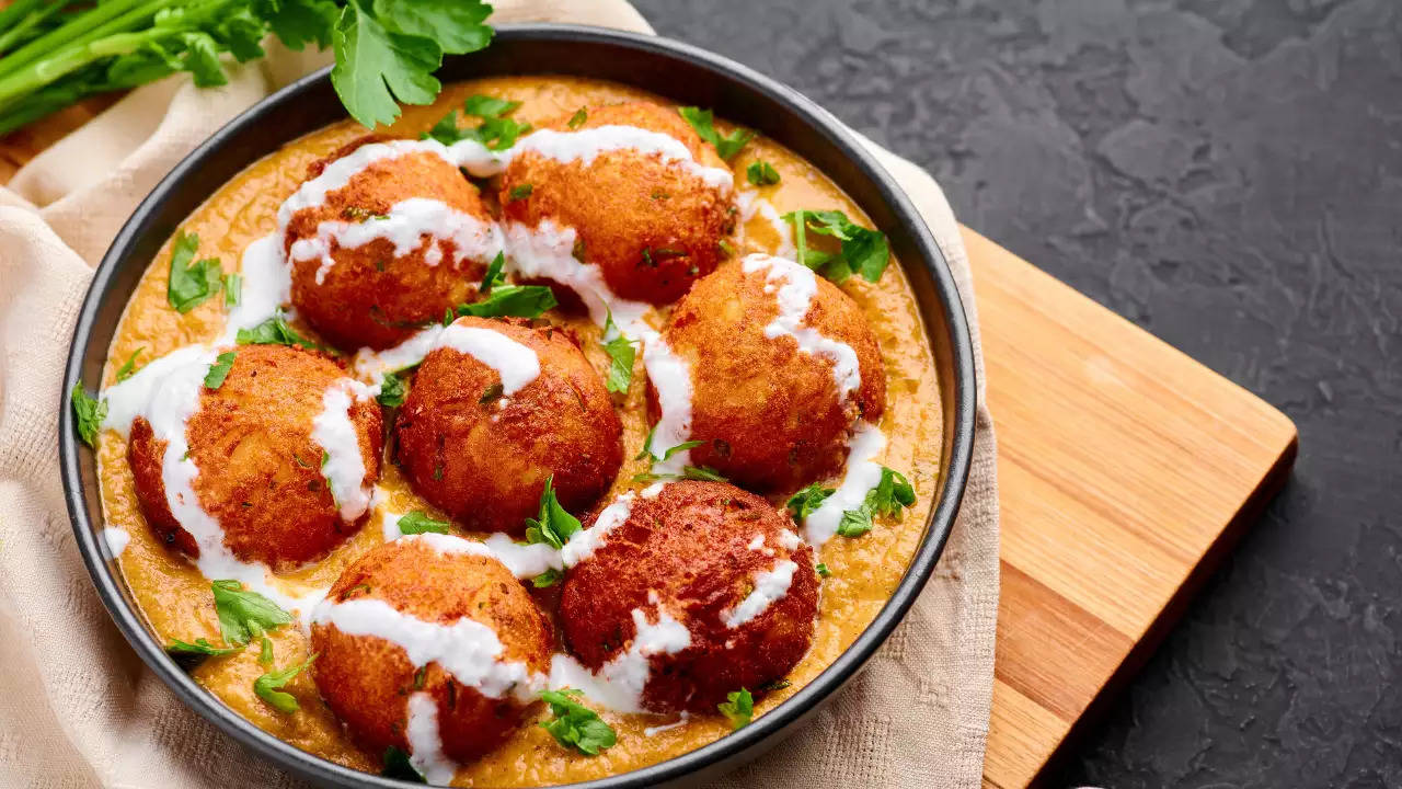 Make Some Extra Cheesy Koftas For A Hearty Dinner This Week