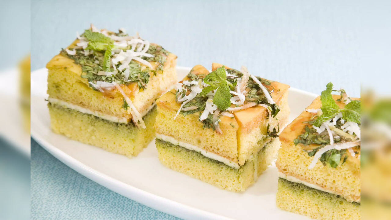 Speedy Gujarati Dhokla With A Cheesy Twist For Every Special Occasion