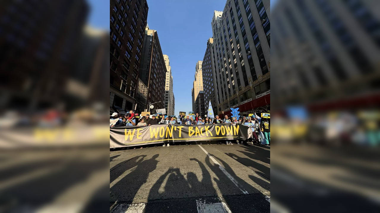 Massive protests erupt in NYC  (Photo Credits: X / Twitter)