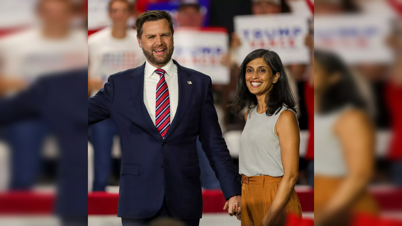 JD Vance with wife Usha Vance  (Photo Credits: X / Twitter)