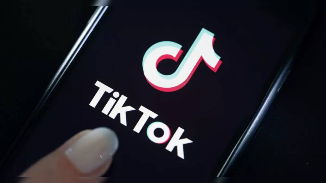 TikTok's 'Suspect Challenge' is trending on top lately  (Photo Credits: X / Twitter)