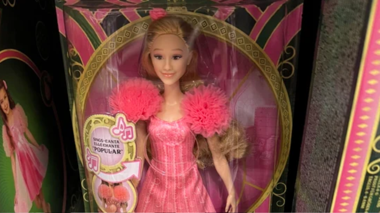 Mattel mistakenly linked to a pornographic website in its promotion of Wicked dolls (X/@just2goodYT).