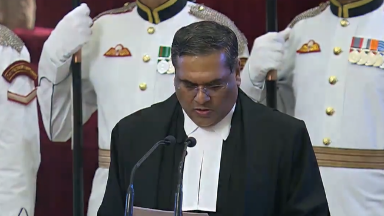 Justice Sanjiv Khanna takes oath