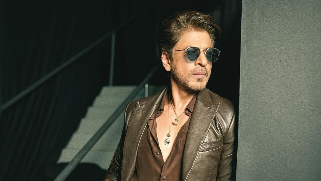 Decoding Shah Rukh Khan's dapper look