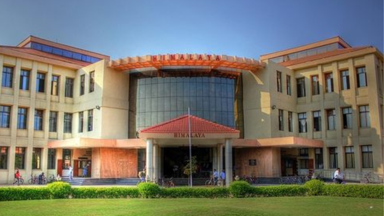 IIT Madras announces a six-month internship for B Tech students