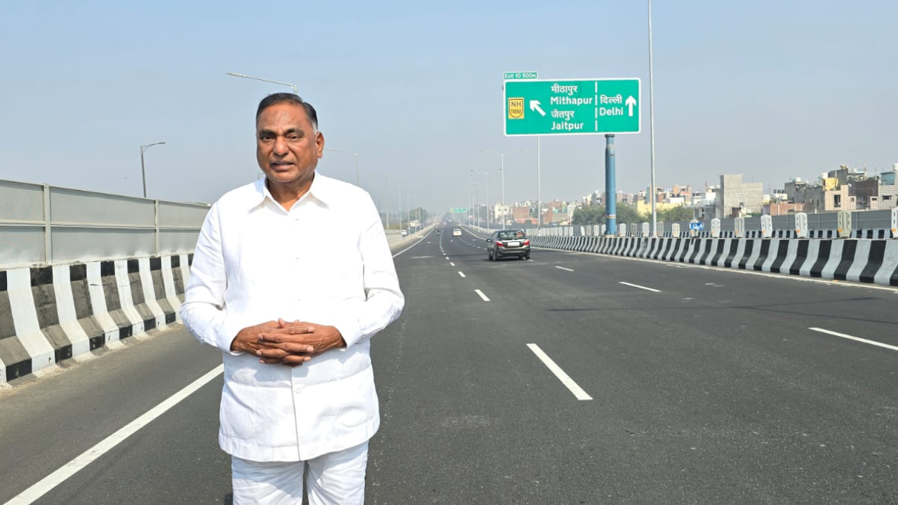 Inauguration of 12-Lane Highway In South Delhi (Credits: X/@RamvirBidhuri)