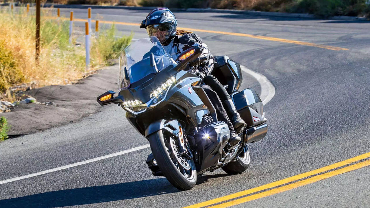 honda gold wing tour recall