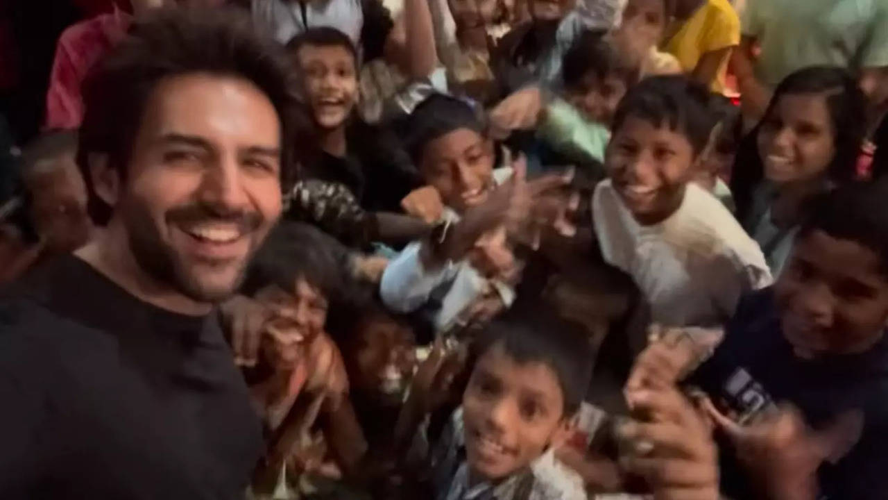 Children's Day 2024: Kartik Aaryan Dances To Bhool Bhulaiyaa 3 Title Track With NGO Kids At Special Screening