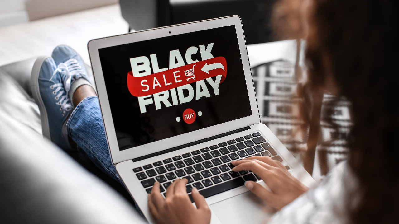 black friday 2024: major discounts on apple and samsung products heat up holiday shopping season