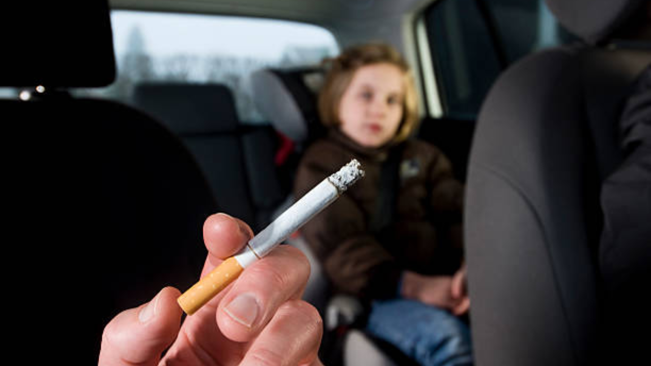 Secondhand Smoke Can Increase Lung Cancer Risk, Tips To Keep Yourself Protected