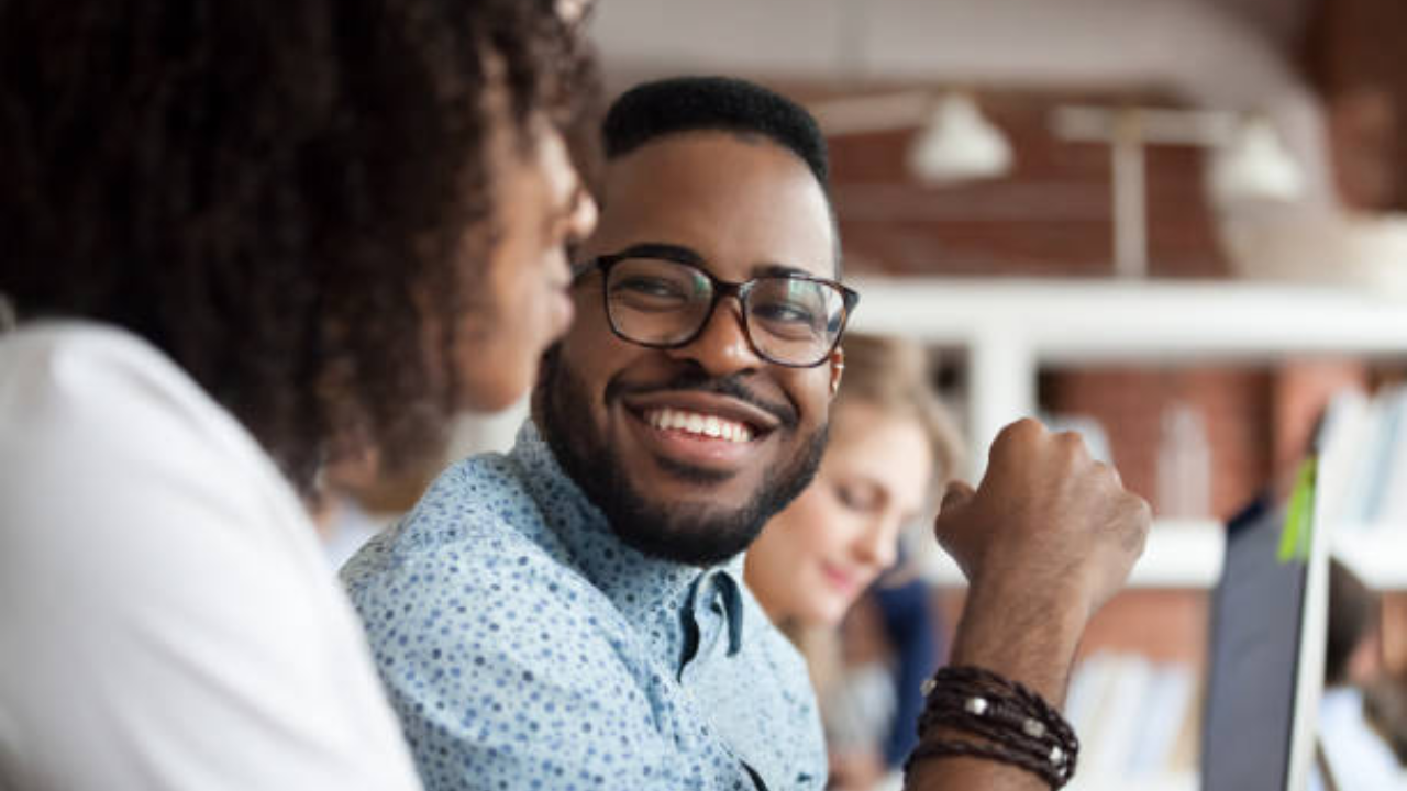 workplace friendships can boost your mental health, know how it reduces stress, increases job satisfaction