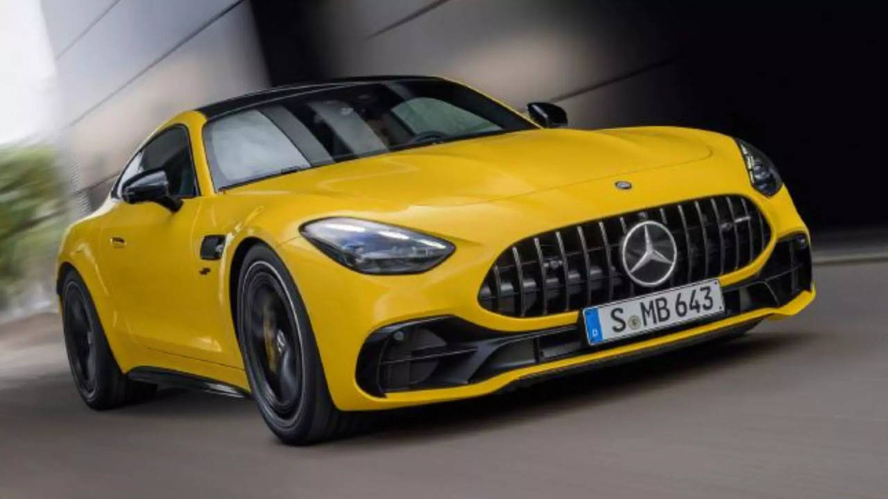 2025 mercedes-amg gt 43 affordable rwd sports car