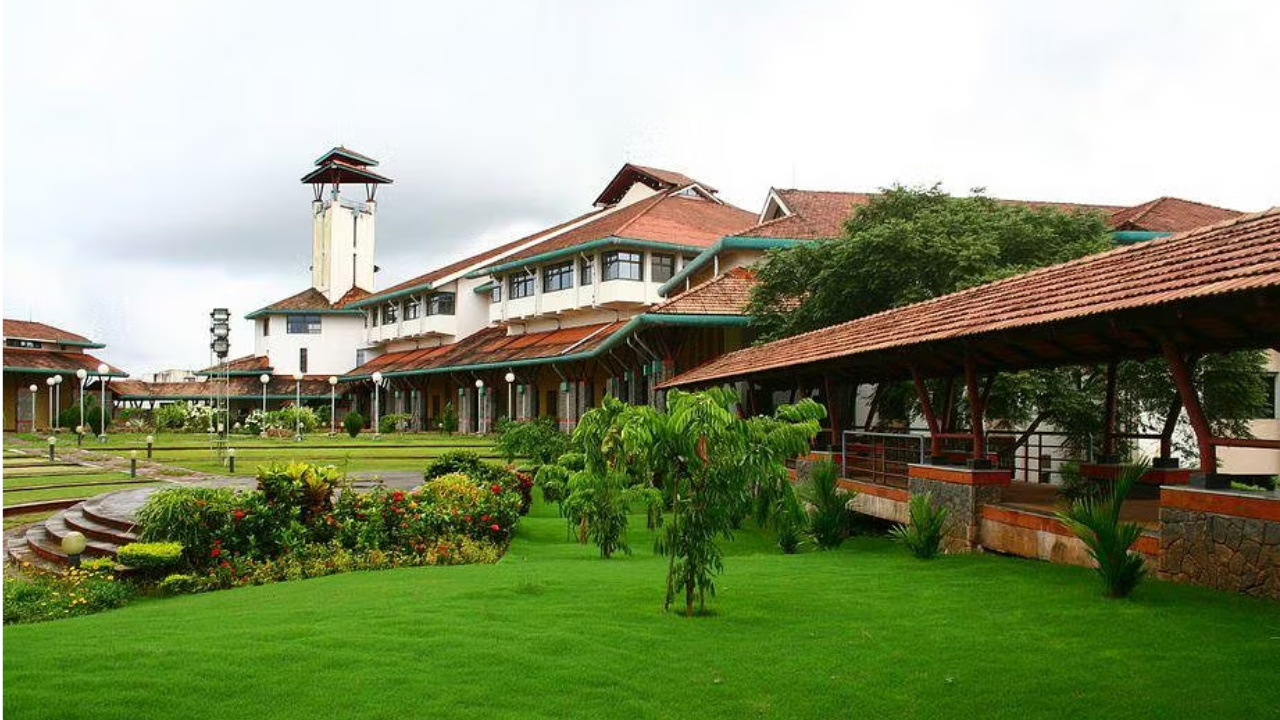 IIM Kozhikode Introduces Management Course