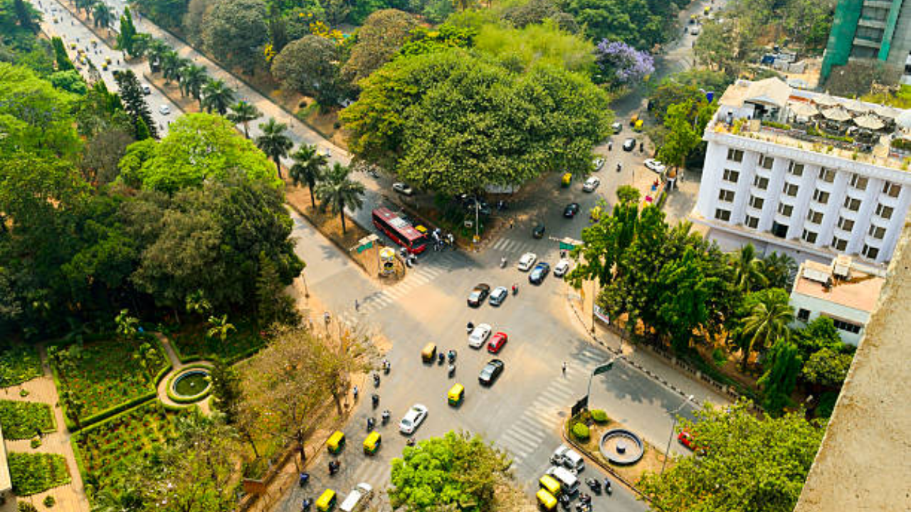 Bengaluru: An Underpass and No Traffic Signal on the Road to Kempegowda International Airport?