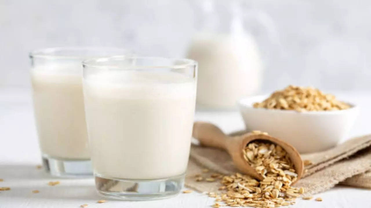 Calcium Deficiency? 5 Drinks That Can Give You Stronger Bones