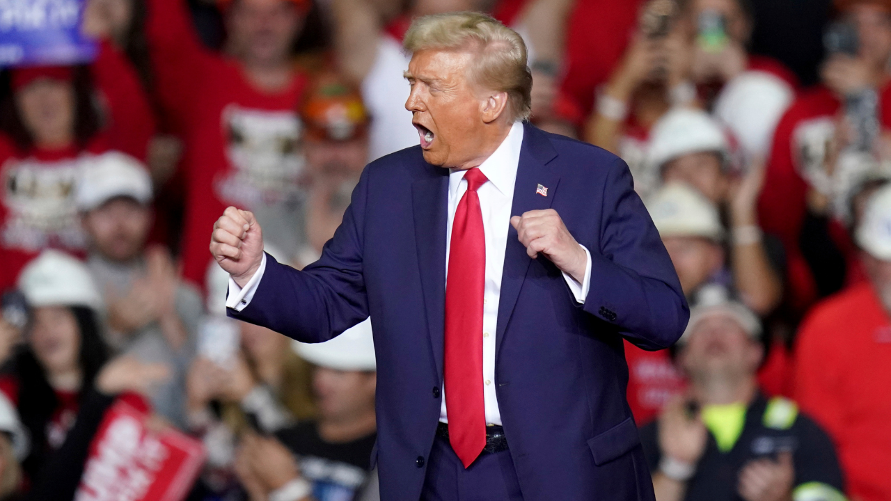 Donald Trump&#x27;s YMCA Dance Performed In Multiple Sunday Night Football Games | WATCH