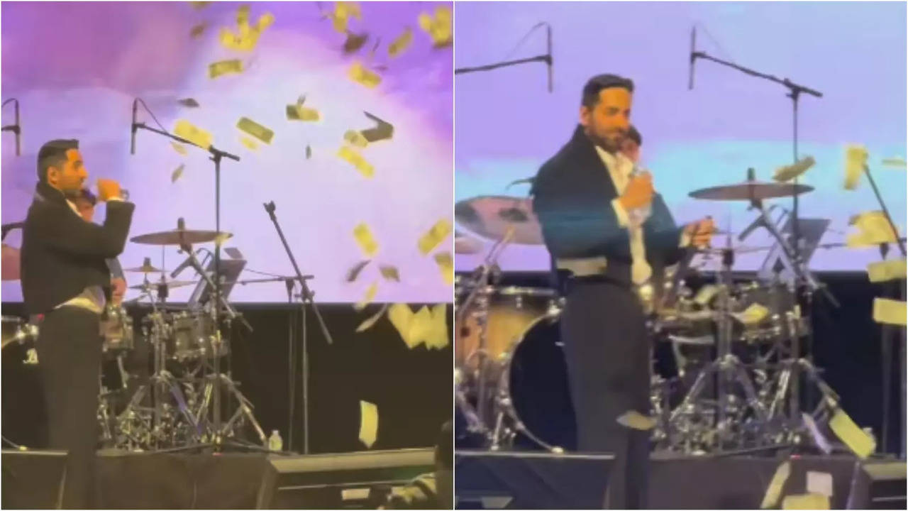 Ayushmann Khurrana Pauses New York Concert Midway After Fan Throws Dollars At Him. Here’s What Happened Next