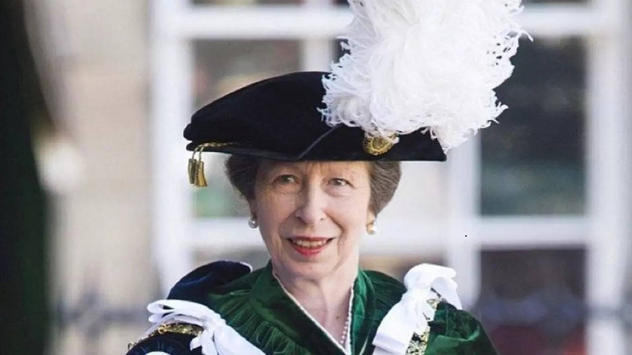 Was It Difficult For Princess Anne To Seek Queen Elizabeth’s Permission To Marry? Know Here