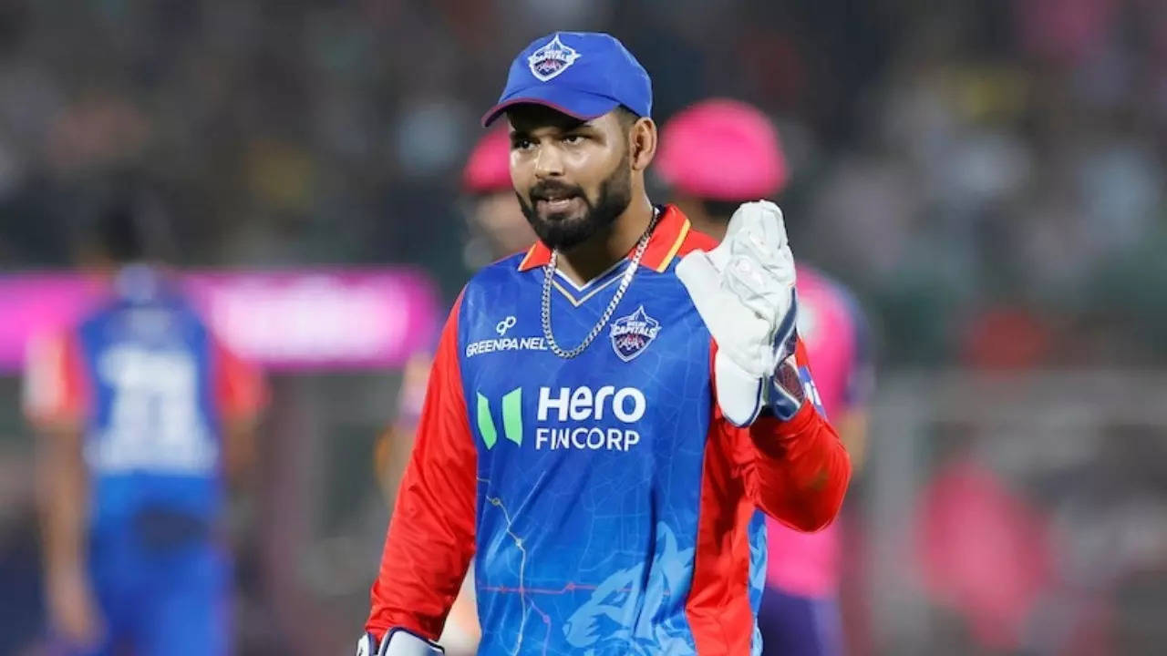 Rishabh Pant's Stunning Reply To Sunil Gavaskar Fuels Speculations Of Rift With Delhi Capitals