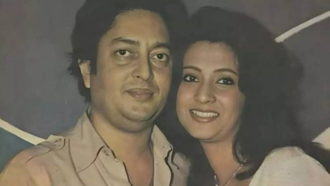 Moon Moon Sen's Husband Bharat Dev Varma Dies