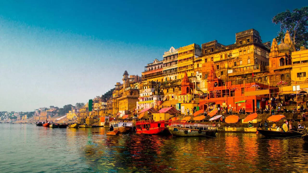 Varanasi, India (average room rate: 4136 INR)
