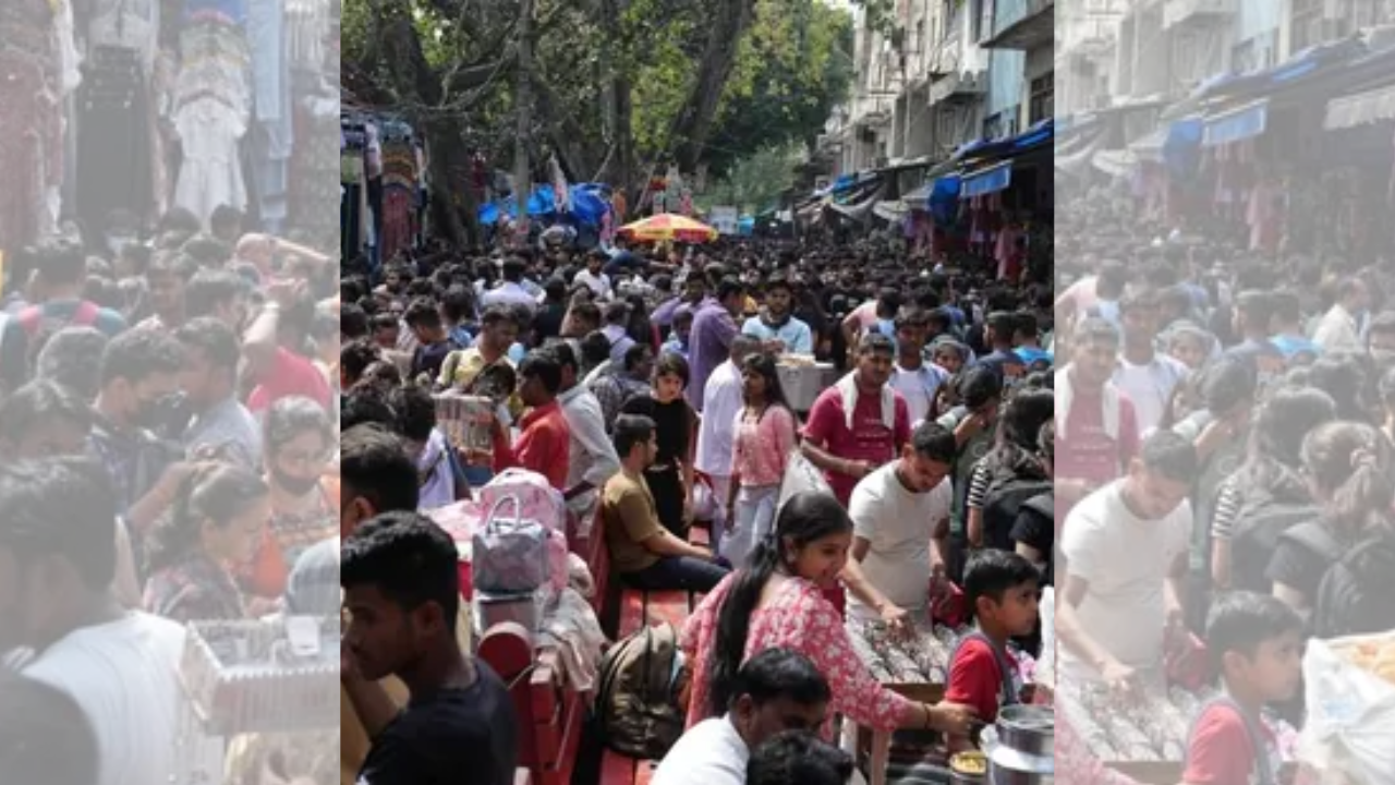 Sarojini Nagar market