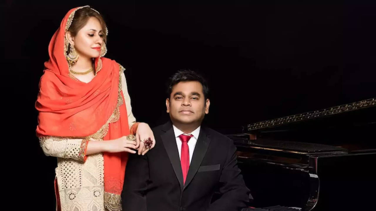 AR Rahman and Saira Banu