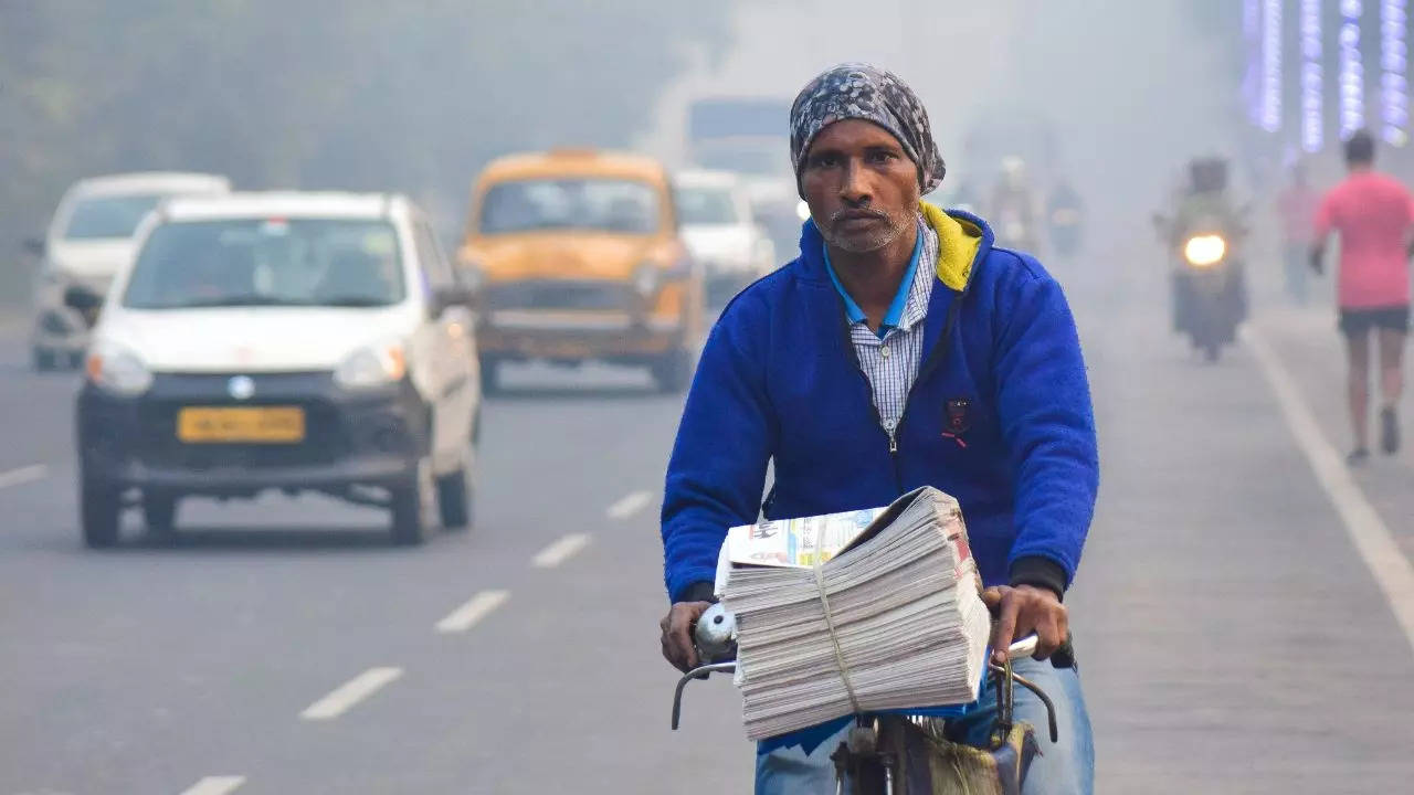 West Bengal Winter Update low pressure area may be formed bay of Bengal winter will delay