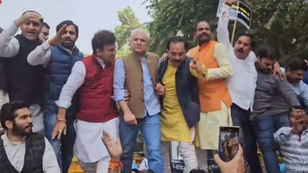 Kailash Gahlot As Face, BJP Renews Protests Against Arvind Kejriwal Over 'Sheeshmahal' Row