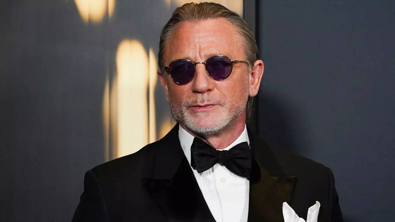 Wait! Is James Bond Star Daniel Craig Entering DC's Superhero Universe? Here's What We Know