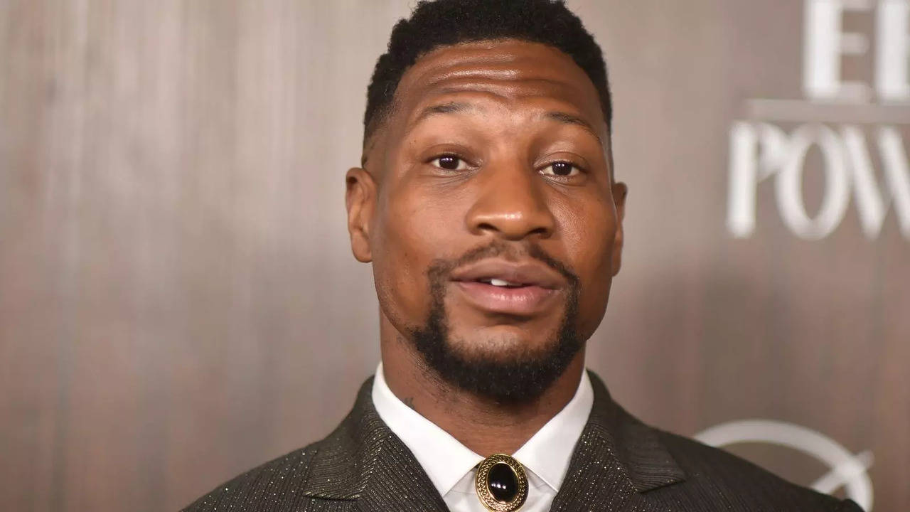 Jonathan Majors Case UPDATE: Ex-Girlfriend DROPS Assault, Defamation Lawsuit Against MCU Actor (AP)