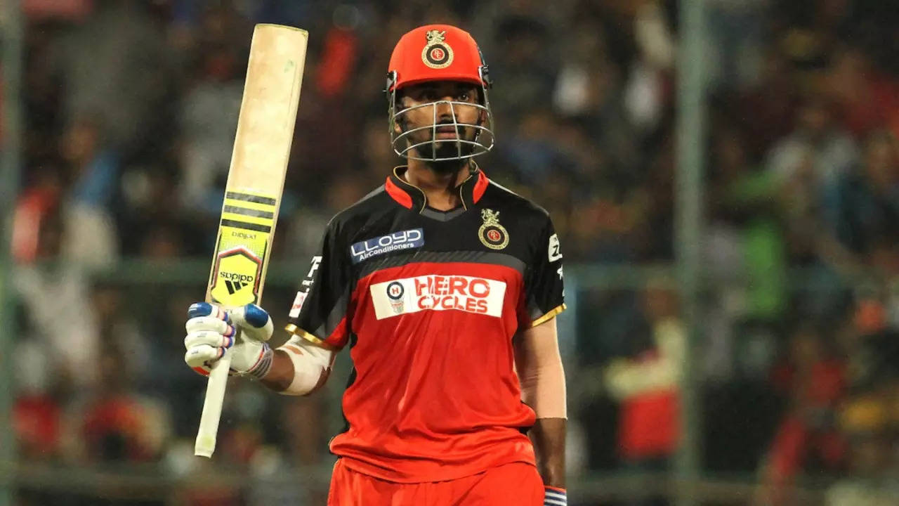 KL Rahul To Royal Challengers Bengaluru Confirmed? RCB Drop MASSIVE Hint Day Before IPL 2025 Mega Auction